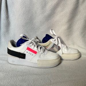 6Y Summit White/Red Orbit Nike Air Force 1